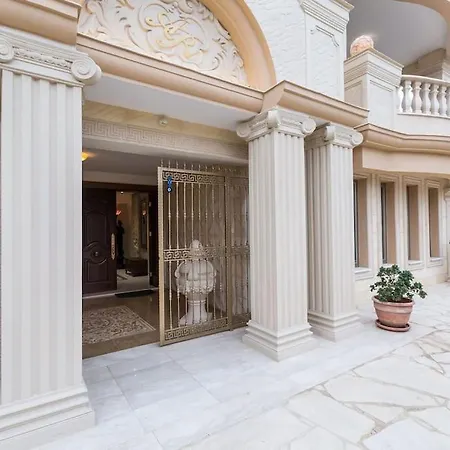 Luksuzna Vila Ob Plazi Z Bazenom Paphos
