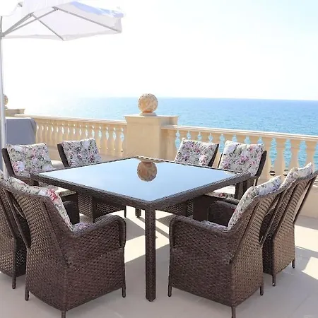 Luksuzna Vila Ob Plazi Z Bazenom Villa