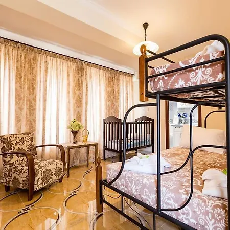 Luksuzna Vila Ob Plazi Z Bazenom * Paphos